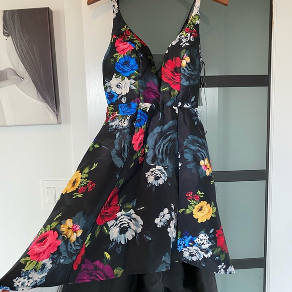 Brand new high low formal dress - Picture 9 of 11
